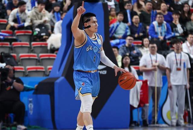 开云在线-4战3负跌出争冠区！又一伪强队被打回原形，大牌云集却打不了硬仗